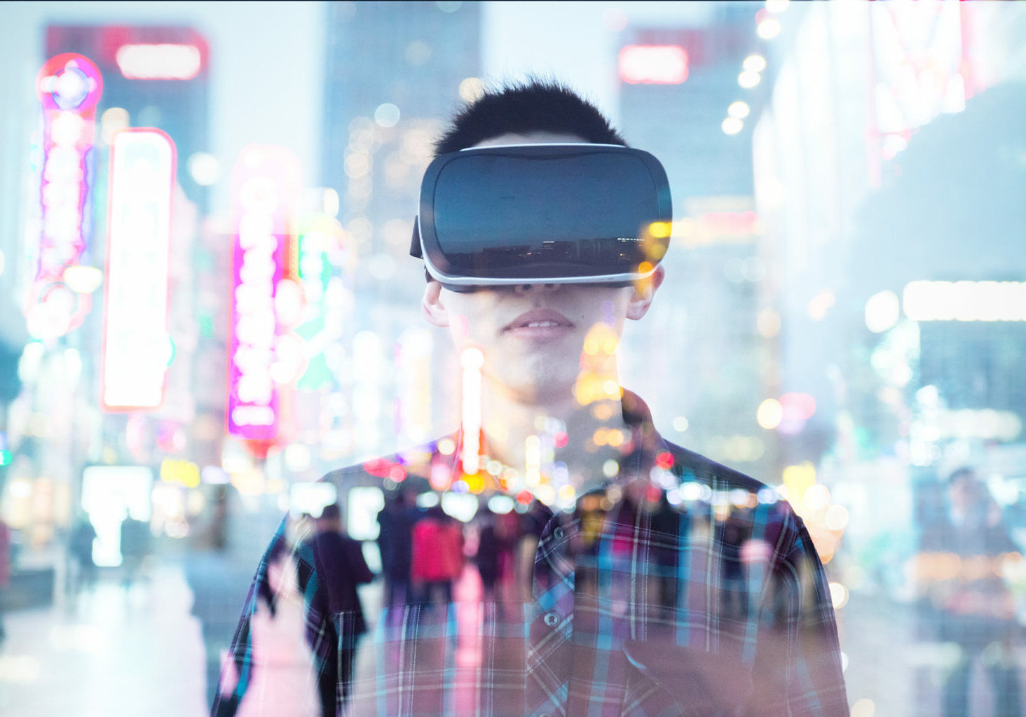 Young people use the vr glasses